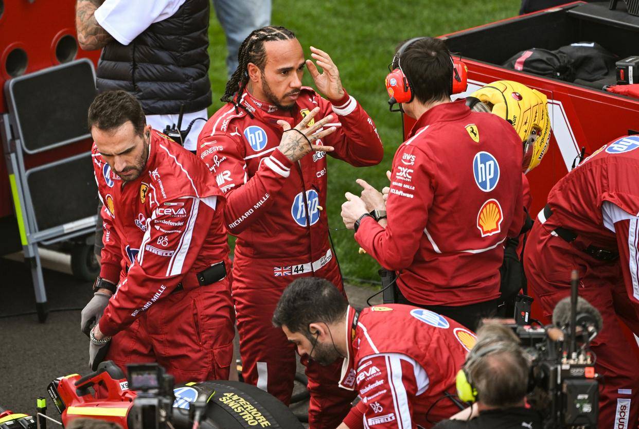 雷速网球直播-索伯车队碾压法拉利，汉密尔顿统治全场