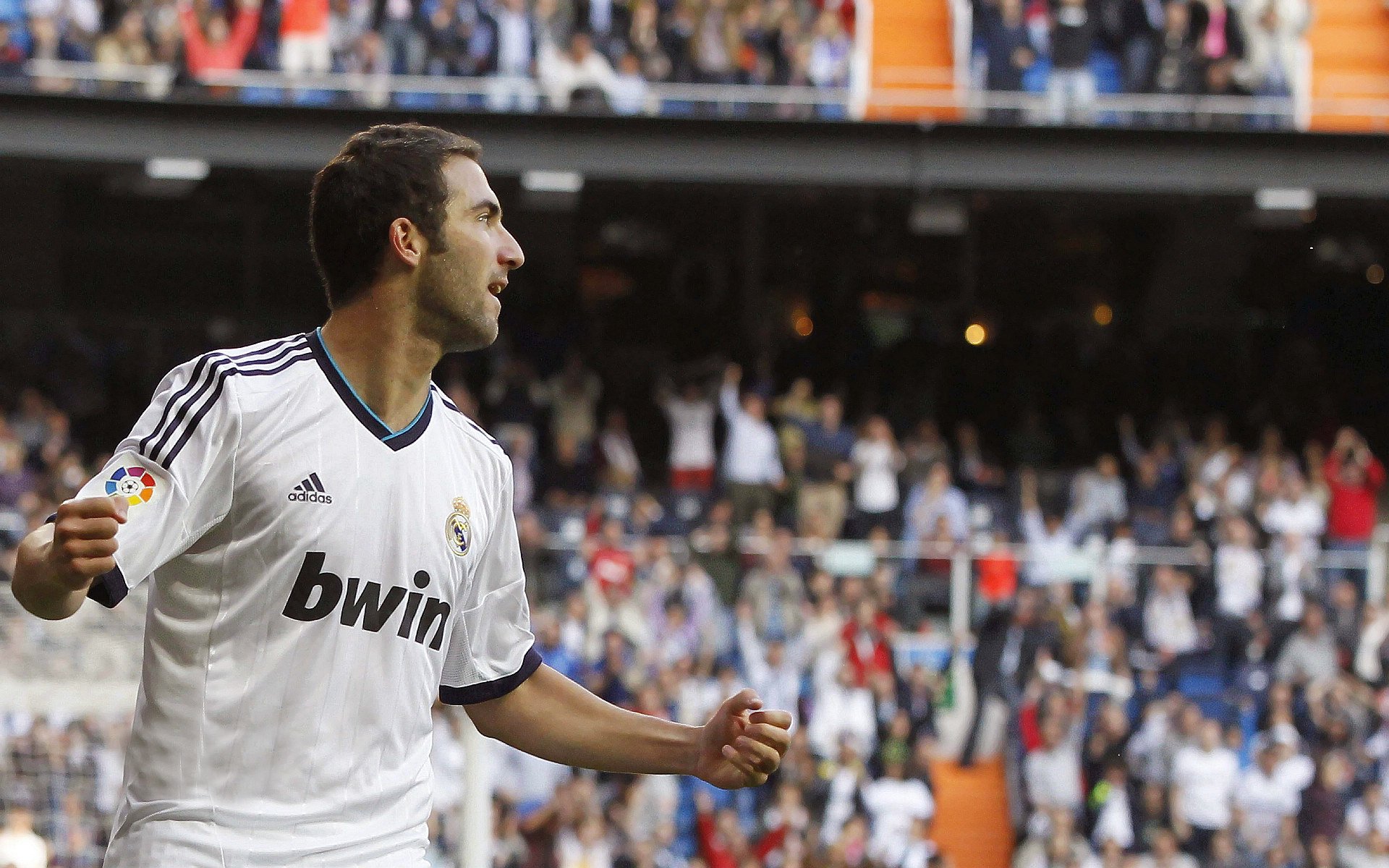 安哥拉全面压制摩洛哥,布鲁诺全场最佳无争议