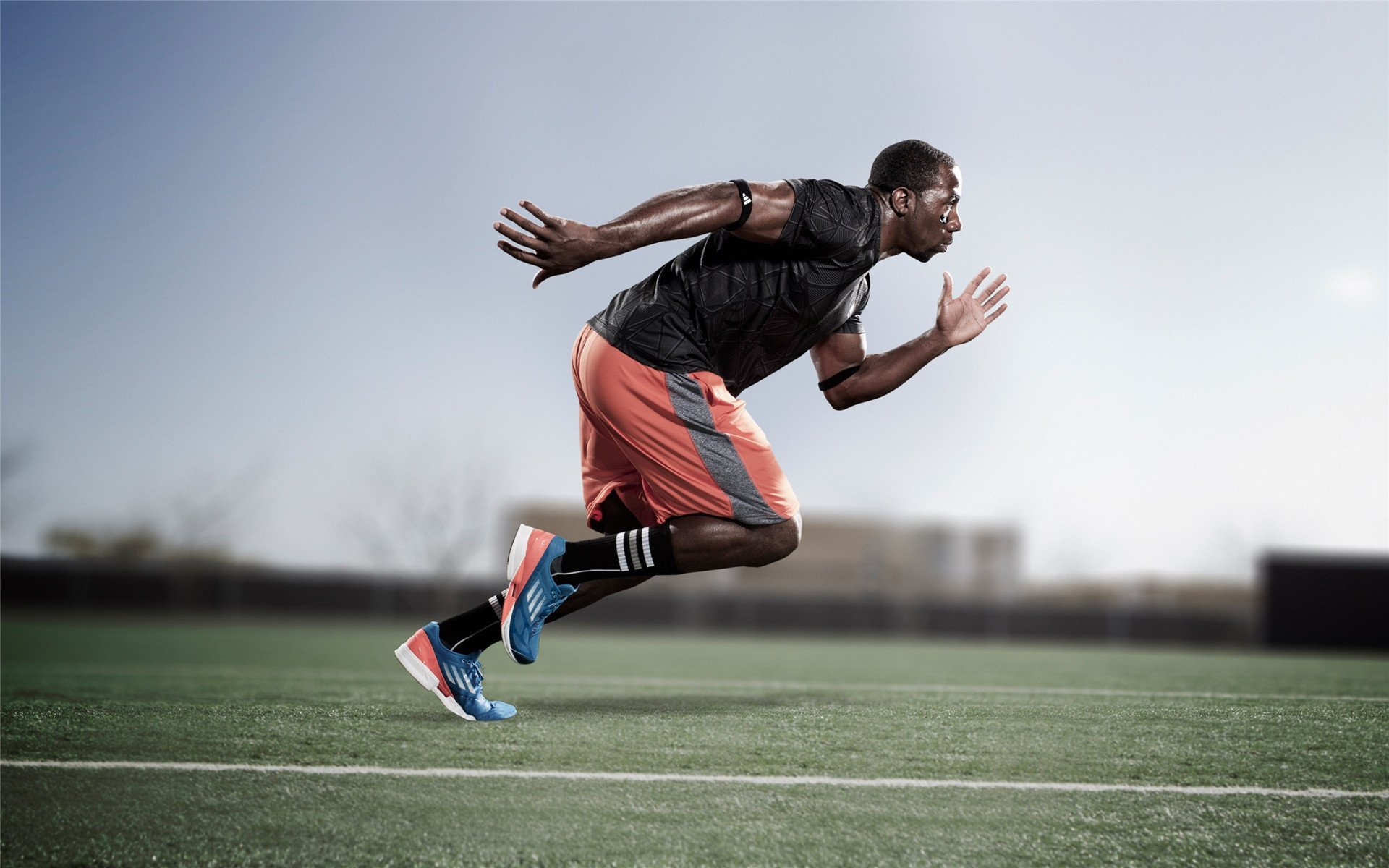 雷速体育下载-快船制霸雄鹿，一场定义现代篮球的总决赛焦点战